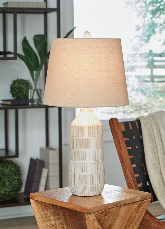 Willport Ceramic Table Lamp (2/CN) at Cloud 9 Mattress & Furniture furniture, home furnishing, home decor