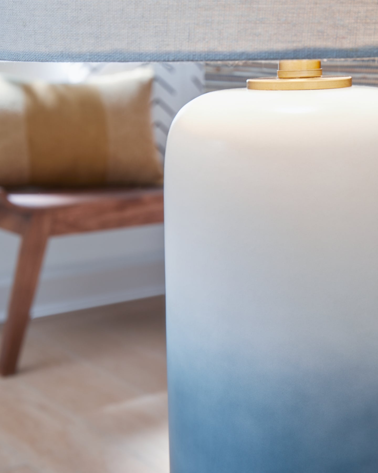 Lemrich Ceramic Table Lamp (1/CN) at Cloud 9 Mattress & Furniture furniture, home furnishing, home decor