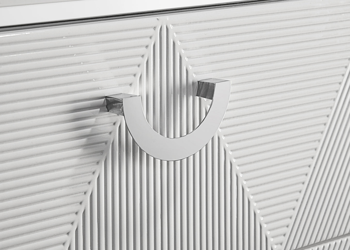 Cassia 5-drawer Bedroom Chest of Drawers White High Gloss