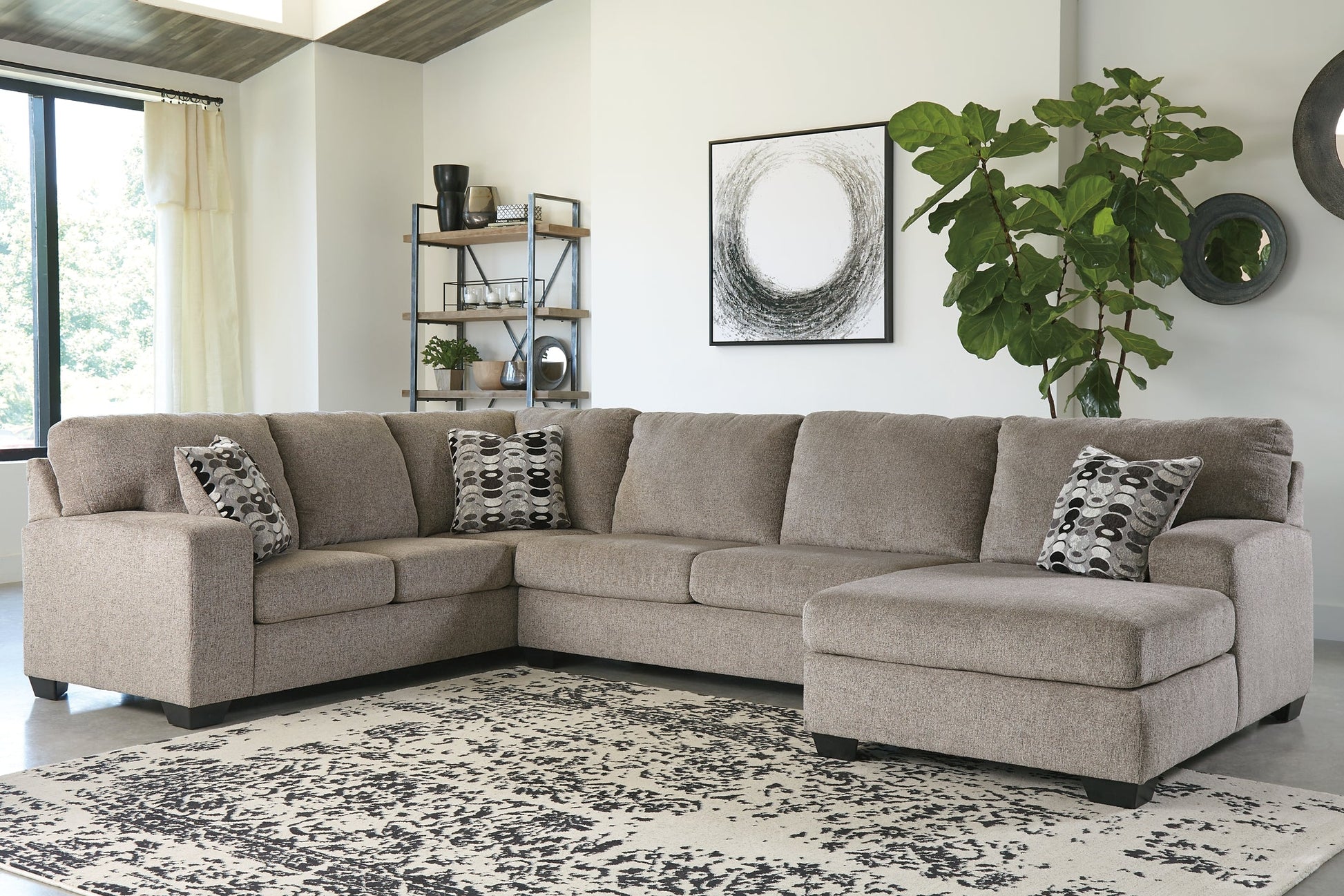 Ballinasloe 3-Piece Sectional with Chaise Cloud 9 Mattress & Furniture