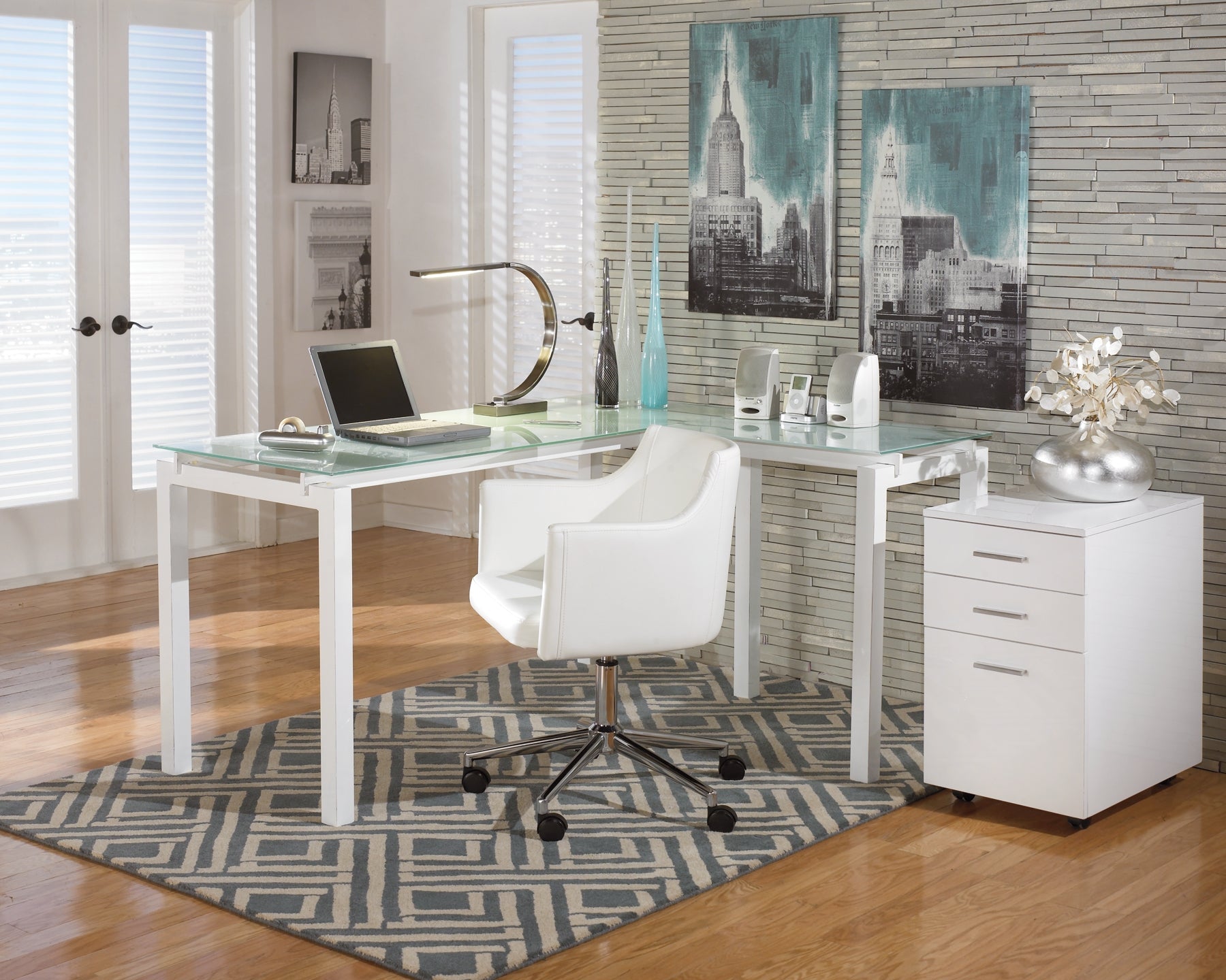 Baraga L-Desk Cloud 9 Mattress & Furniture