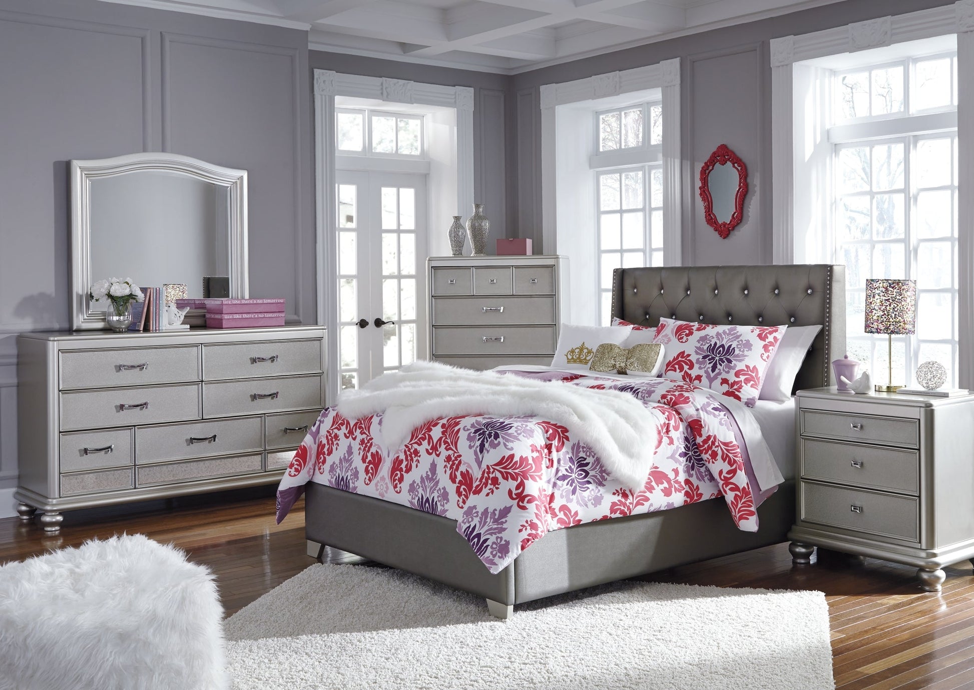 Coralayne Full Upholstered Bed with Mirrored Dresser, Chest and 2 Nightstands Cloud 9 Mattress & Furniture