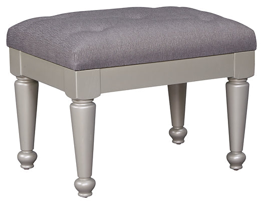 Coralayne Upholstered Stool (1/CN) Cloud 9 Mattress & Furniture