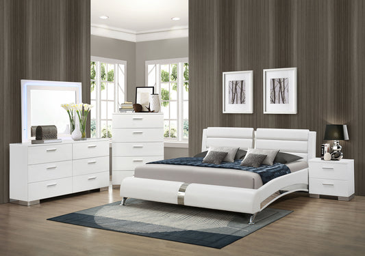 Jeremaine 5-piece Eastern King Bedroom Set White